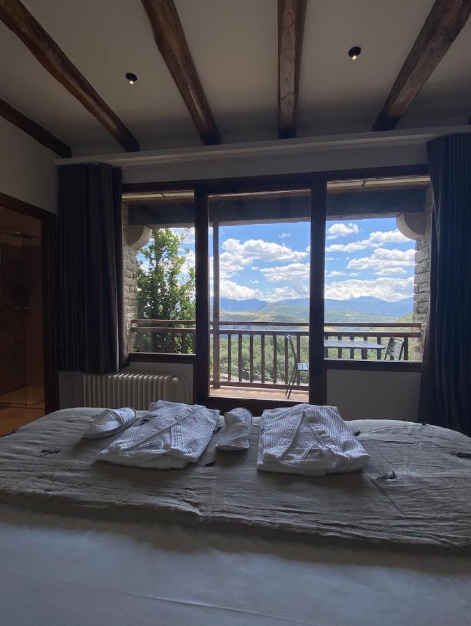 Masia Santa Llúcia Hotel Rupit